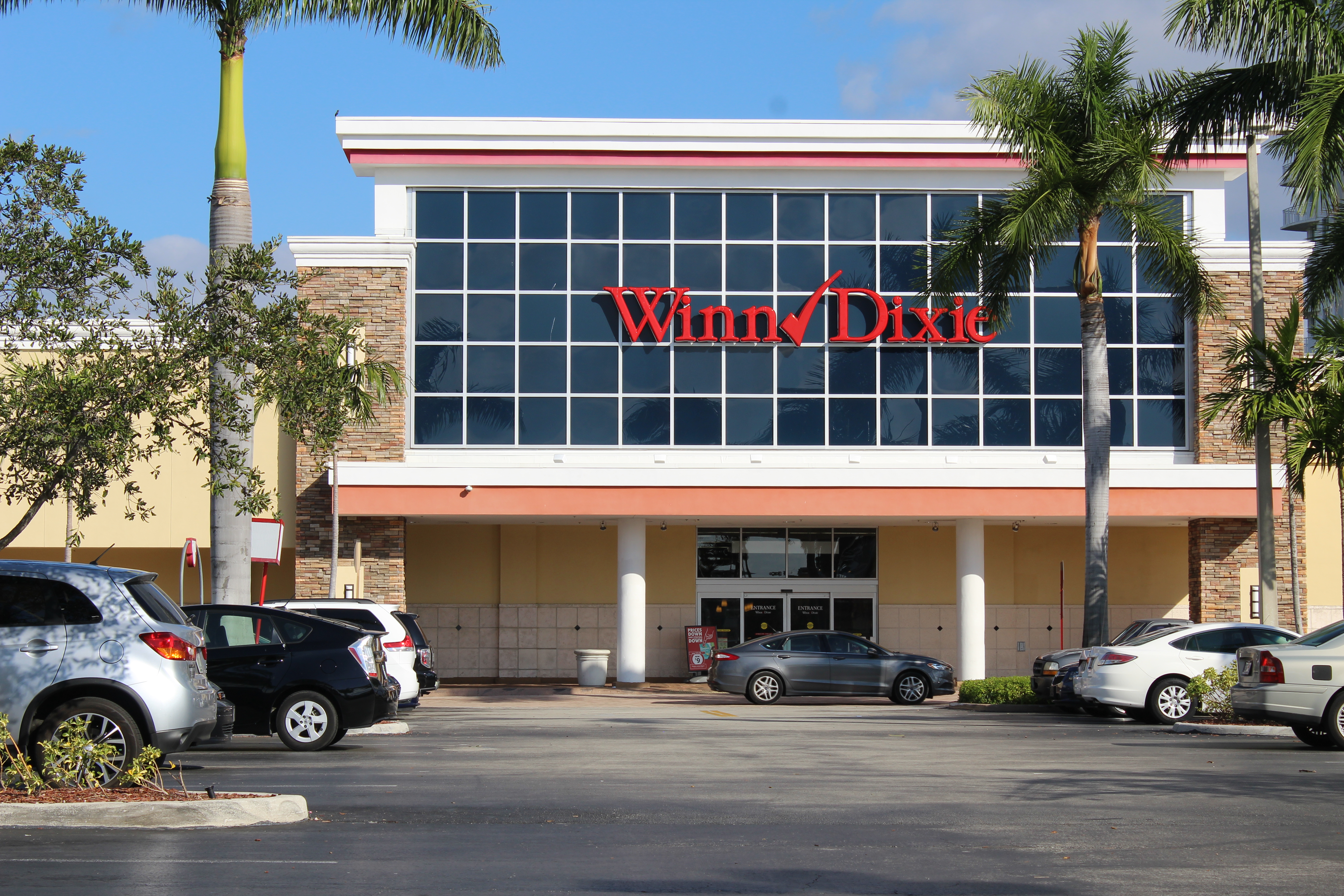 View of Winn Dixie on Hallandale Beach Blvd.